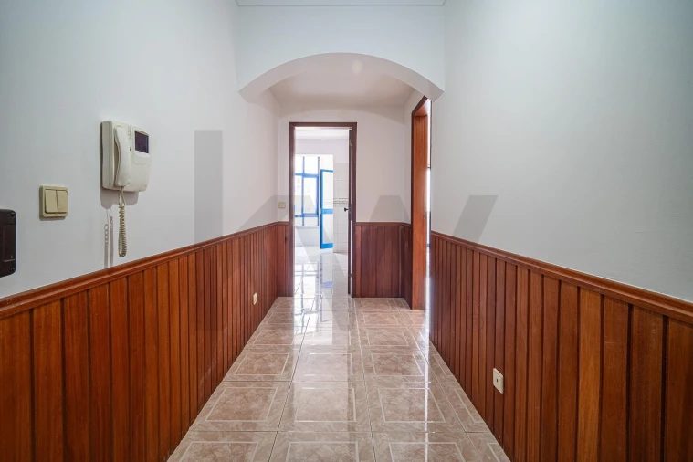 Apartamento T2 para Venda em Loures Foto 5