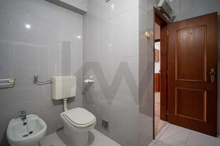 Apartamento T2 para Venda em Loures Foto 21