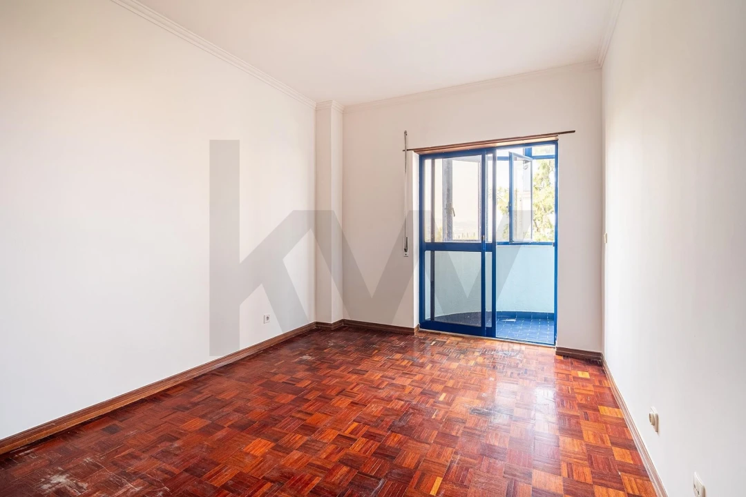 Apartamento T2 para Venda em Loures Foto 25