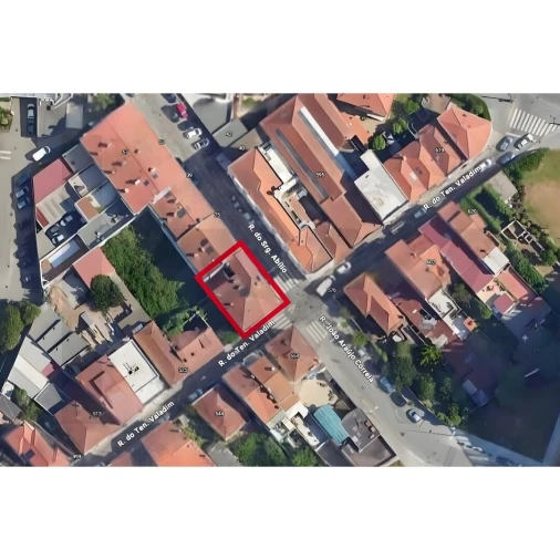 Apartamento T2 para Arrendamento em Ramalde Foto 10
