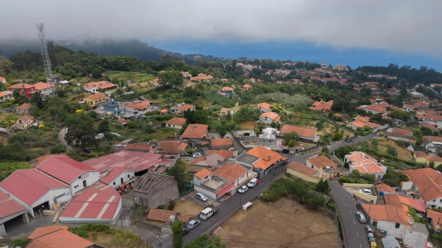 Moradia T3 para Venda em Camacha Foto 6