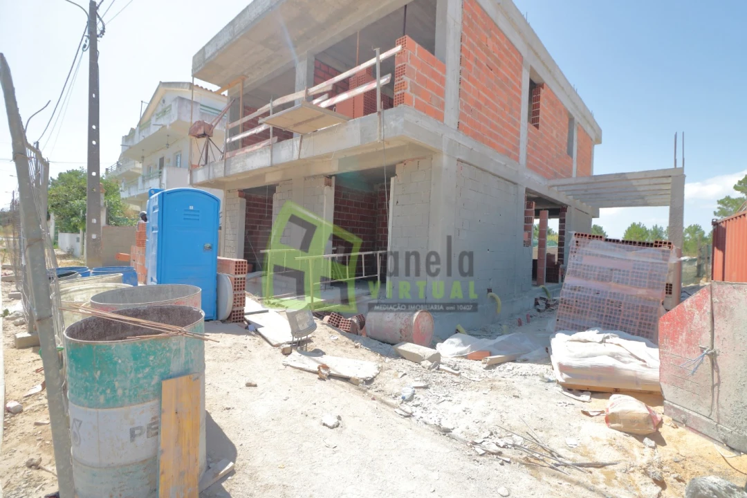 Moradia T3 para Venda em Fernao Ferro Foto 1