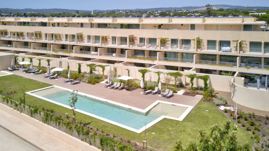 Apartamento T3 para Venda em Quarteira Foto 6
