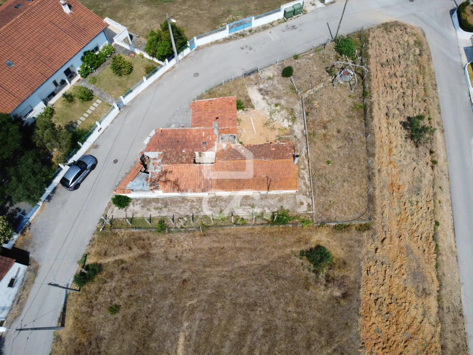 Moradia T3 para Venda em Anobra Foto 5