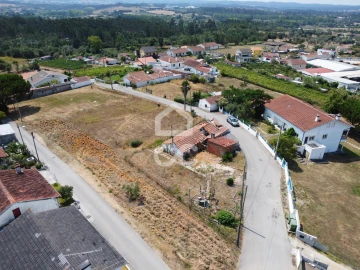Moradia T3 para Venda em Anobra