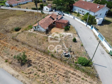 Moradia T3 para Venda em Anobra