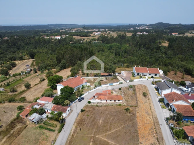 Moradia T3 para Venda em Anobra Foto 18