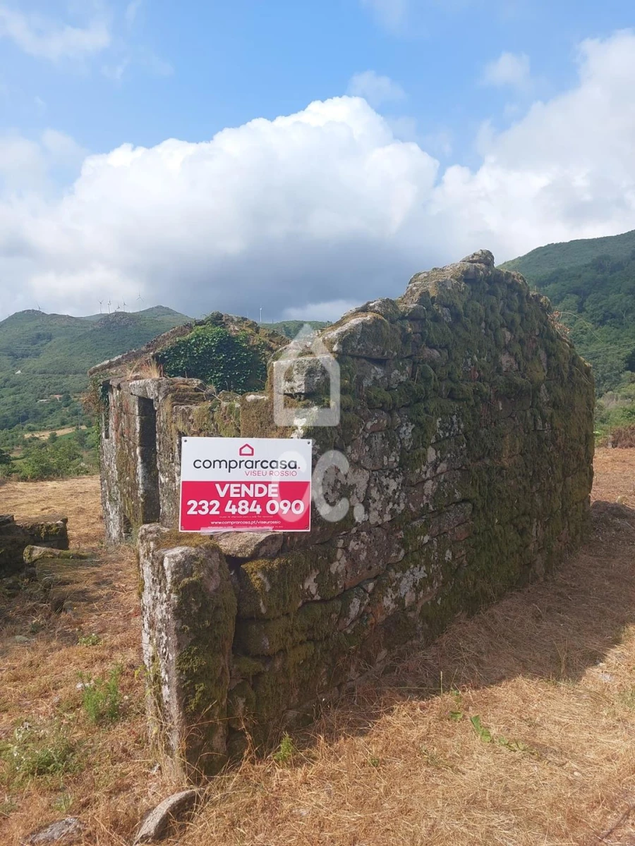 Terreno para Venda em Fornelo do Monte Foto 3