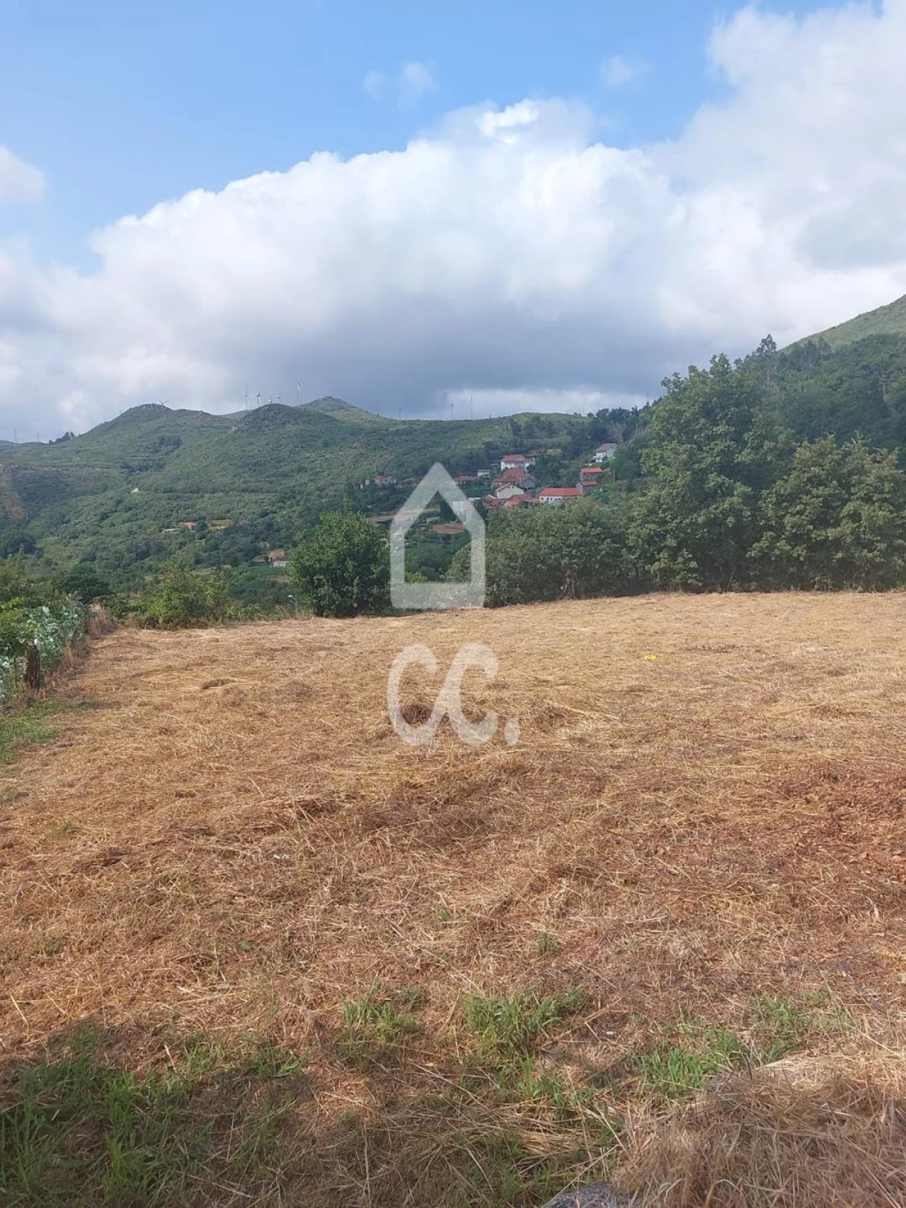 Terreno para Venda em Fornelo do Monte Foto 11