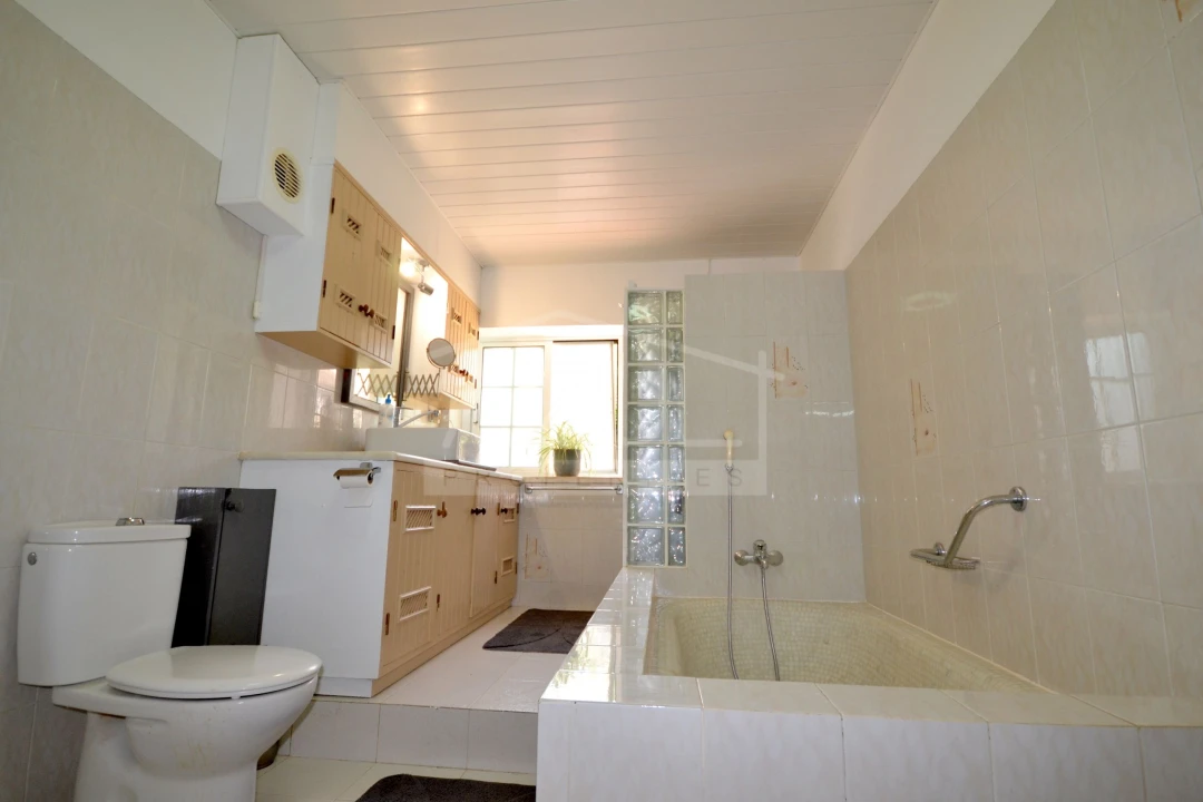 Moradia T2 para Venda em Boliqueime Foto 24