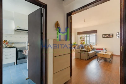 Apartamento T2 para Venda em Lagos (São Sebastião e Santa Maria)