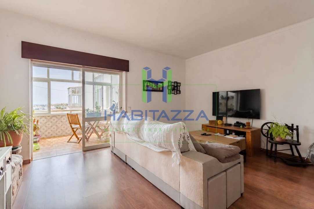 Apartamento T2 para Venda em Lagos (São Sebastião e Santa Maria) Foto 2