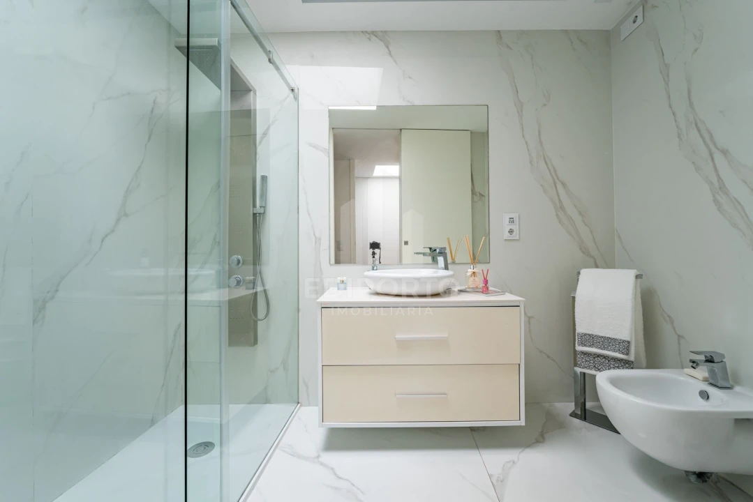 Apartamento T2 para Venda em Canidelo Foto 21