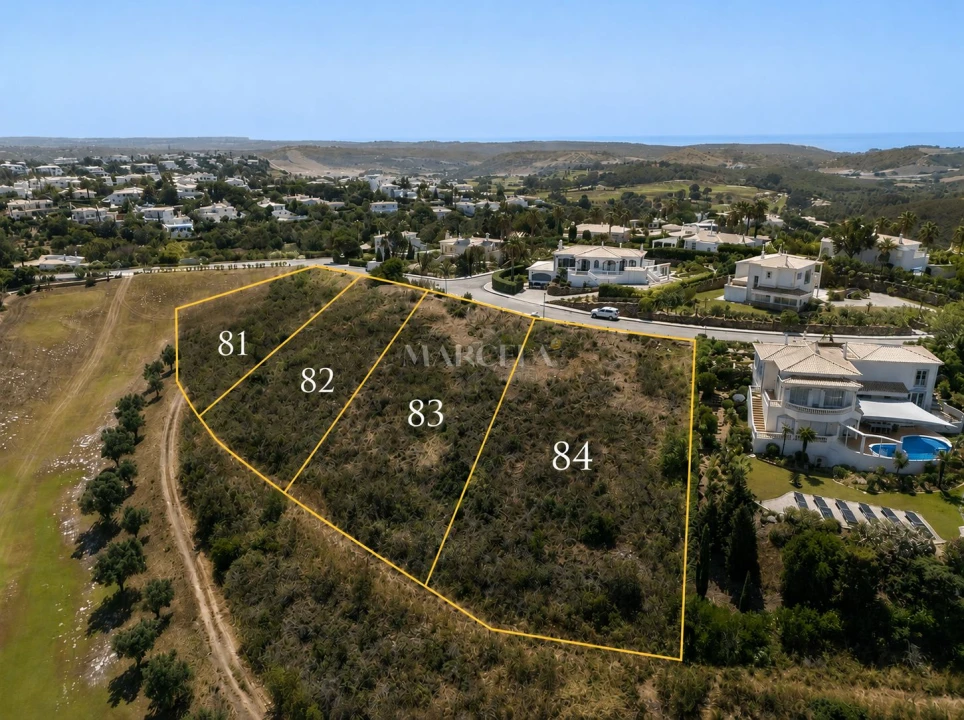 Terreno para Venda em Budens Foto 1