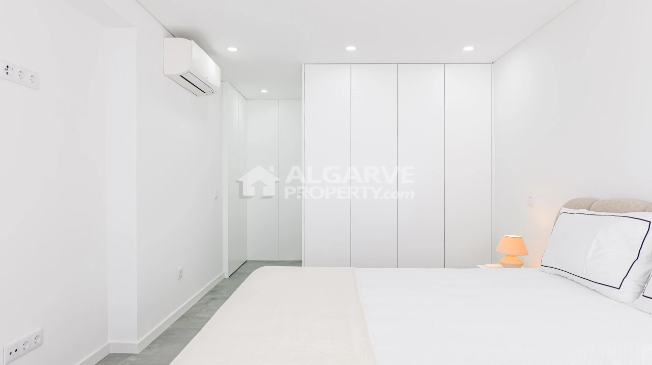 Moradia T3 para Venda em Quarteira Foto 13