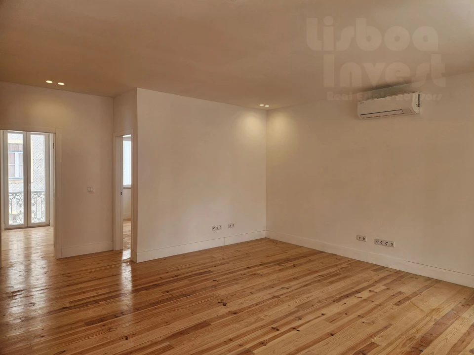 Apartamento T3 para Venda em São Vicente Foto 11