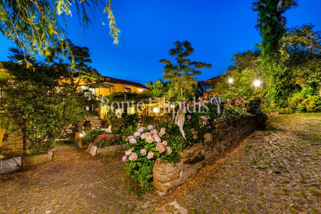 Quinta T4 para Venda em Paramos Foto 31