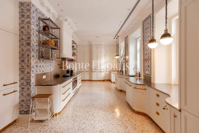 Apartamento T4 para Venda em Misericórdia