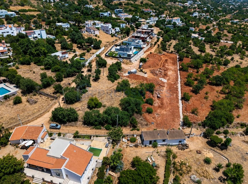 Terreno para Venda em Santa Barbara de Nexe Foto 7