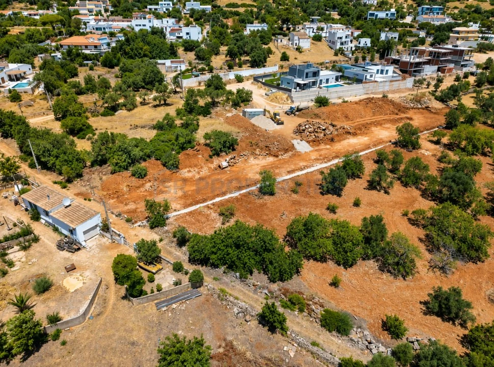 Terreno para Venda em Santa Barbara de Nexe Foto 8