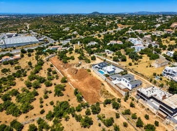 Terreno para Venda em Santa Barbara de Nexe