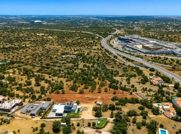 Terreno para Venda em Santa Barbara de Nexe