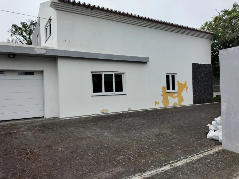 Moradia T4 para Venda em São Mateus da Calheta Foto 19