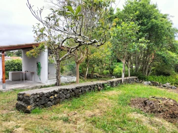 Moradia T4 para Venda em São Mateus da Calheta