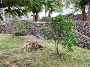 Moradia T4 para Venda em São Mateus da Calheta