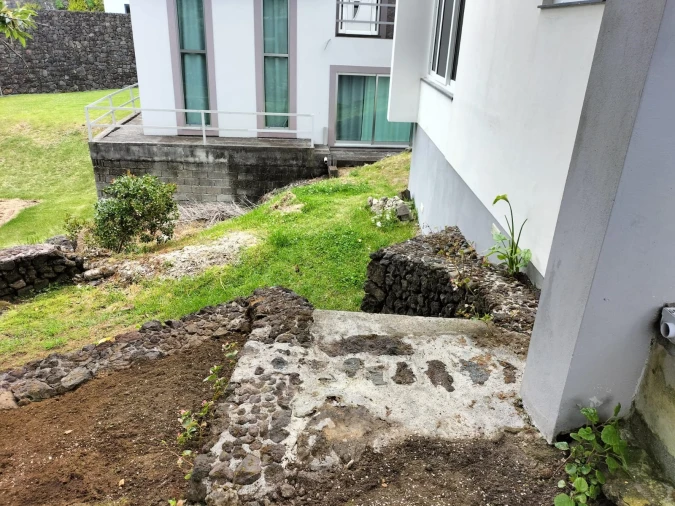 Moradia T4 para Venda em São Mateus da Calheta Foto 17