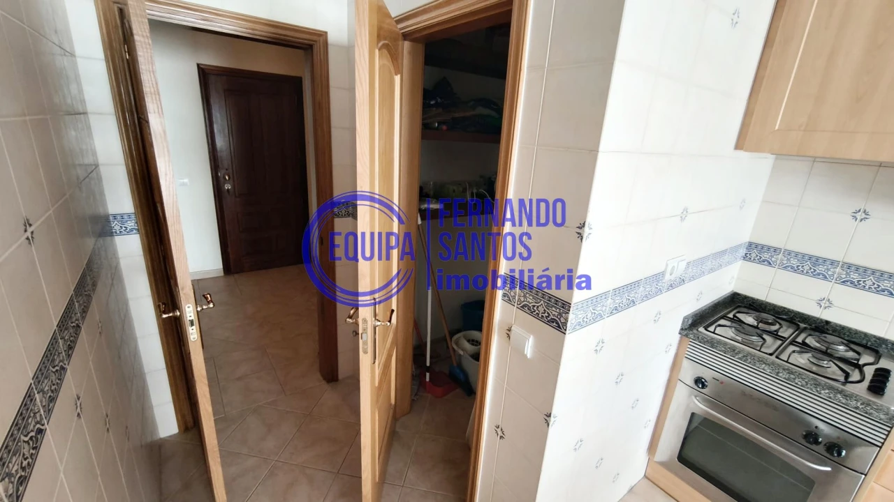 Apartamento T1 para Venda em Armação de Pera Foto 11