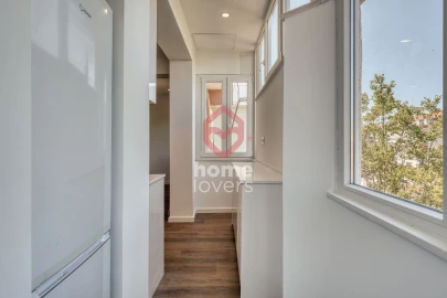 Apartamento T2 para Venda em Venteira