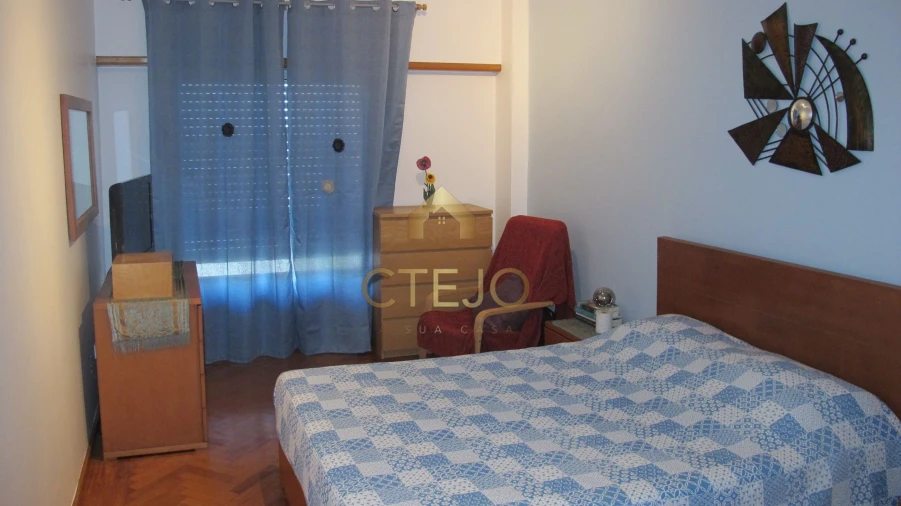 Apartamento T2 para Venda em Santa Iria de Azoia, São João da Talha e Bobadela Foto 19