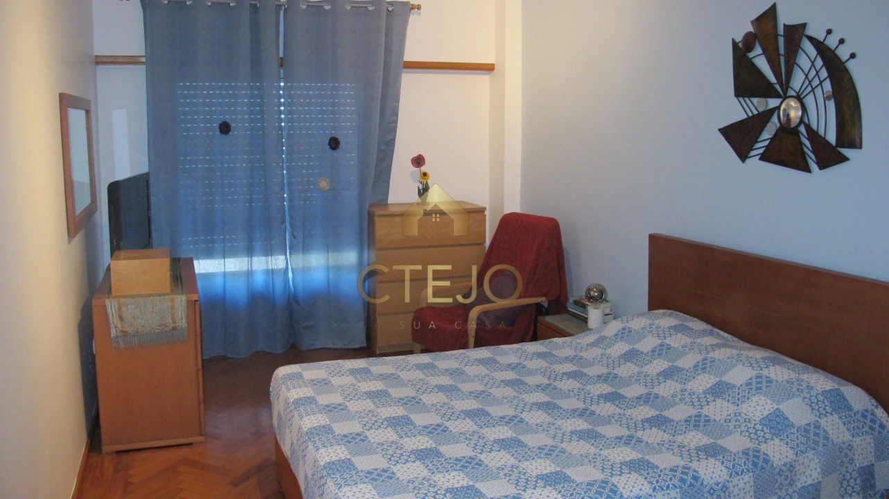 Apartamento T2 para Venda em Santa Iria de Azoia, São João da Talha e Bobadela Foto 19