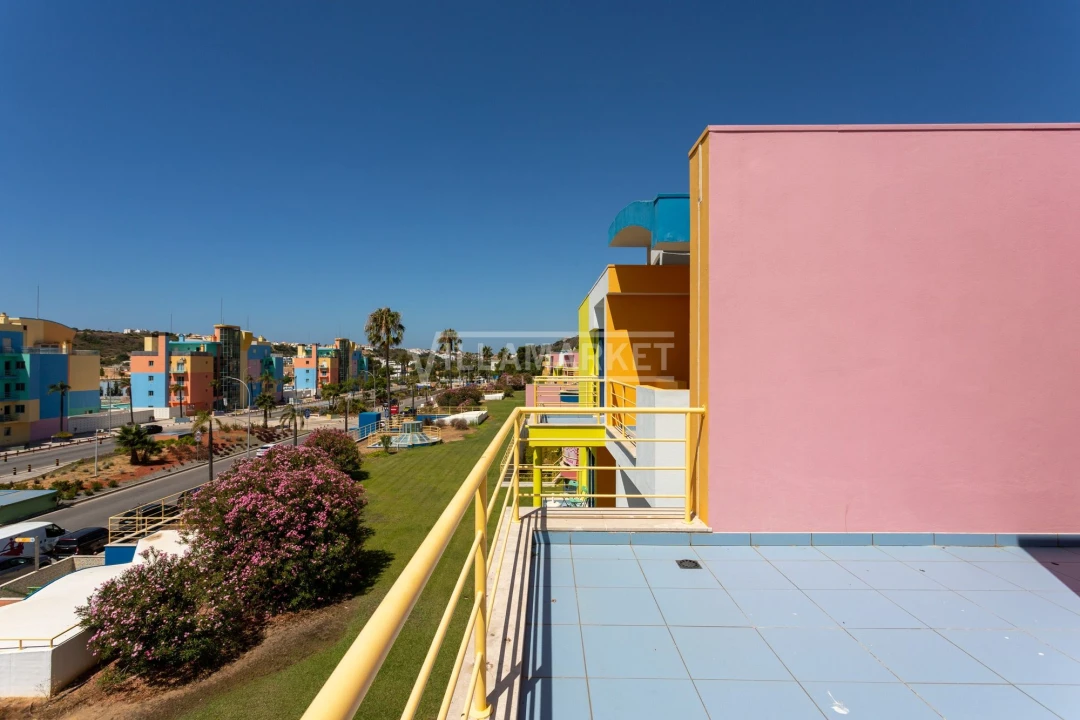 Apartamento T2 para Venda em Albufeira e Olhos de Água Foto 24