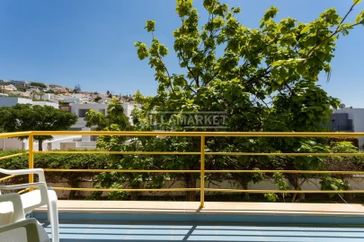 Apartamento T3 para Venda em Albufeira e Olhos de Água