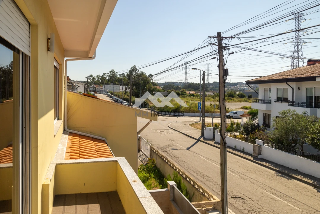 Terreno para Venda em Cidade da Maia Foto 20