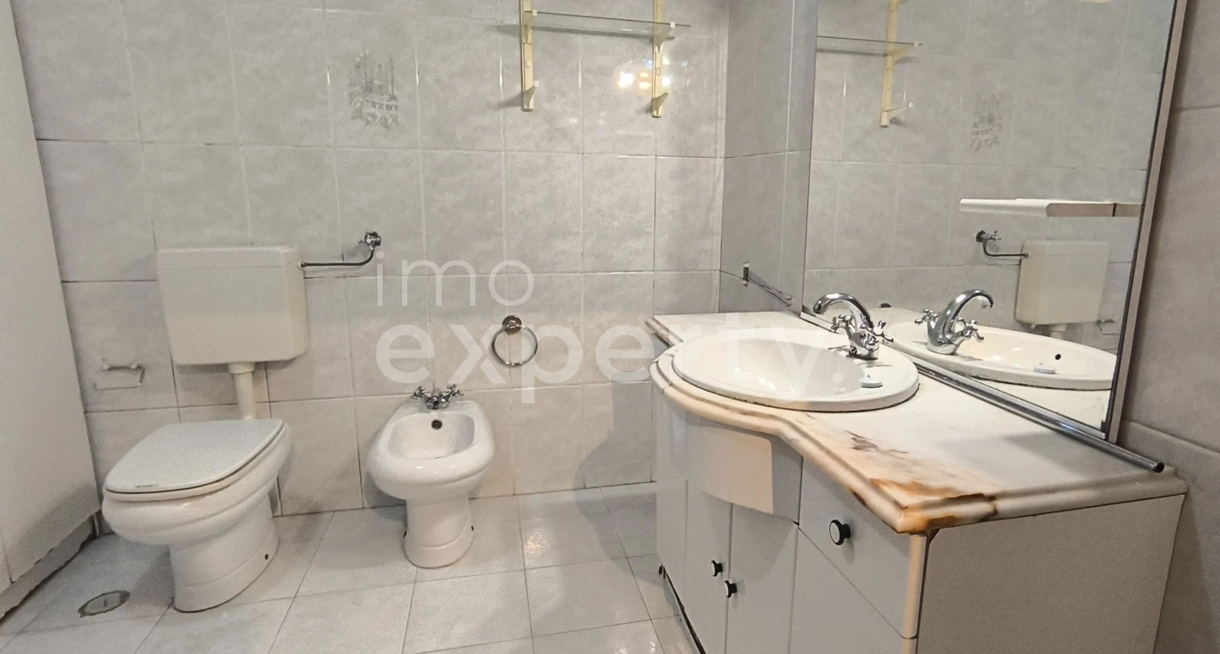 Apartamento T2 para Venda em Algueirão-Mem Martins Foto 10