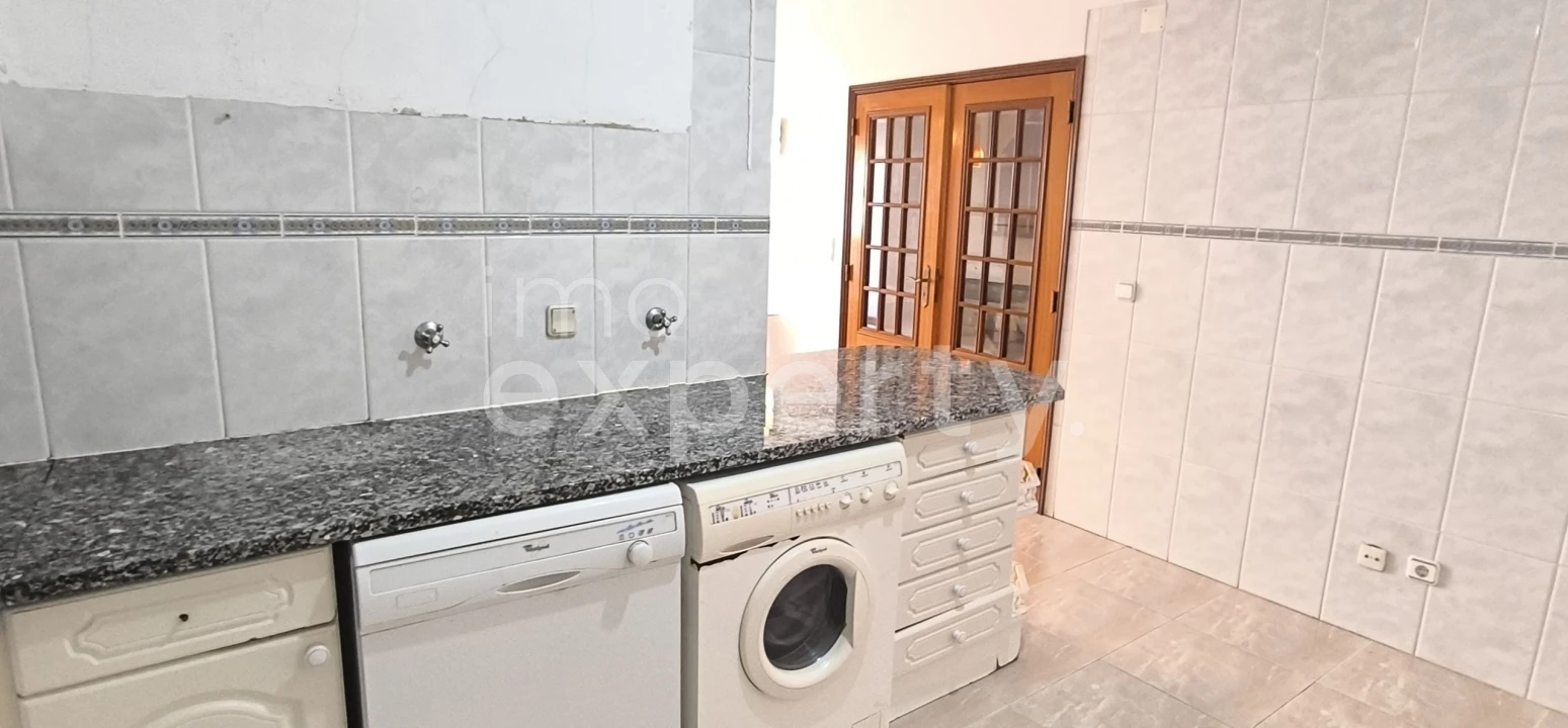 Apartamento T2 para Venda em Algueirão-Mem Martins Foto 3