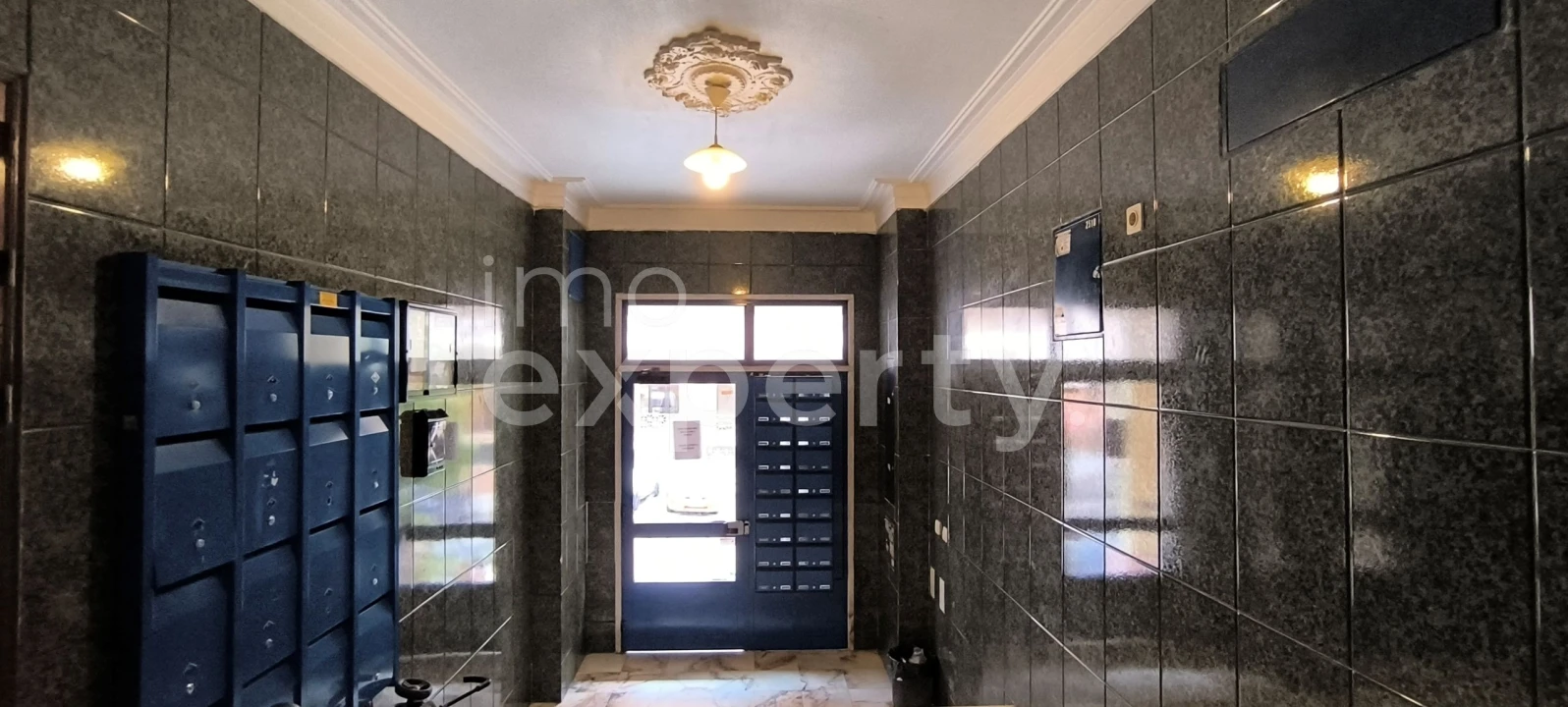 Apartamento T2 para Venda em Algueirão-Mem Martins Foto 14