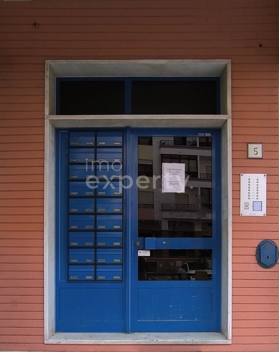 Apartamento T2 para Venda em Algueirão-Mem Martins Foto 15