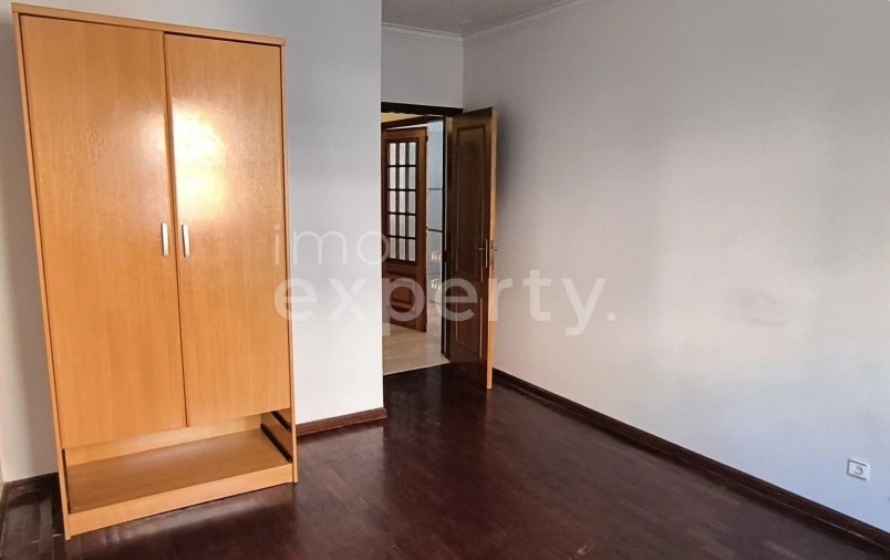Apartamento T2 para Venda em Algueirão-Mem Martins Foto 9