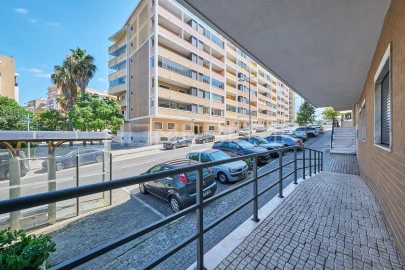 Apartamento T2 para Venda em Mina de Água