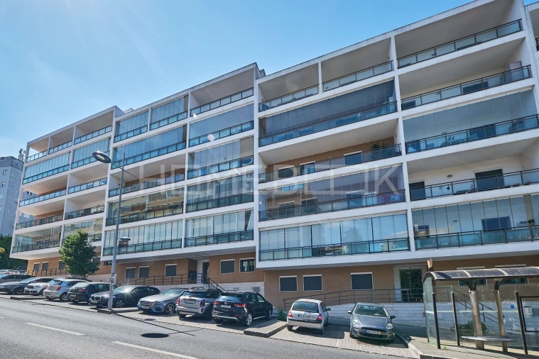 Apartamento T2 para Venda em Mina de Água Foto 24