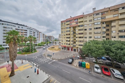 Apartamento T2 para Venda em Loures