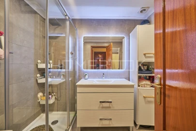 Apartamento T2 para Venda em Loures