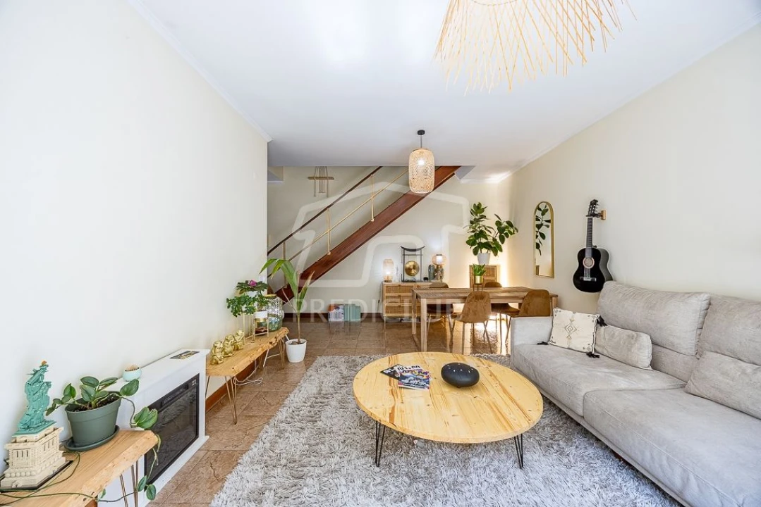 Apartamento T2 para Venda em Ribeira Brava Foto 3