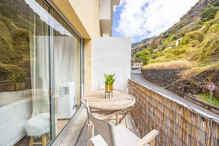 Apartamento T2 para Venda em Ribeira Brava Foto 16
