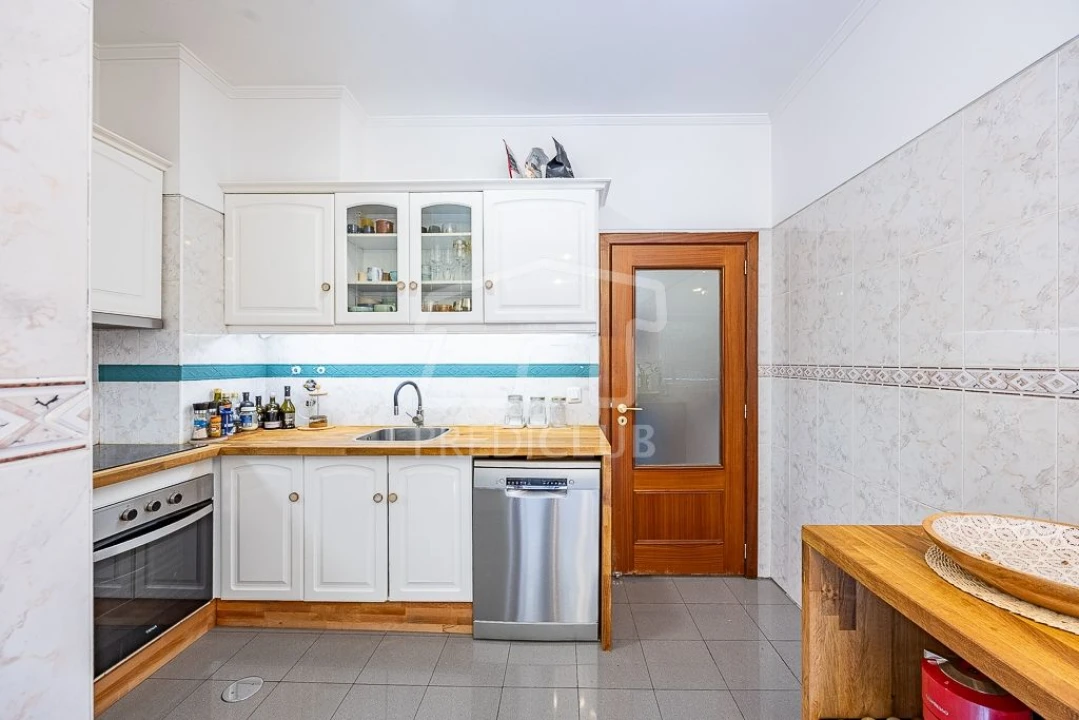 Apartamento T2 para Venda em Ribeira Brava Foto 7