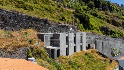 Moradia T3 para Venda em Ponta do Sol